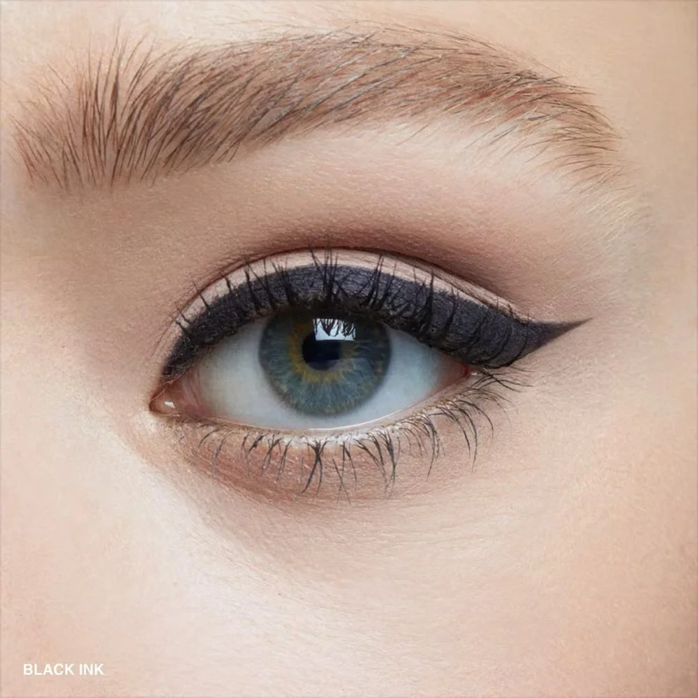 ‘Black Ink’ Long-Wear Smudge-Proof Gel Eyeliner